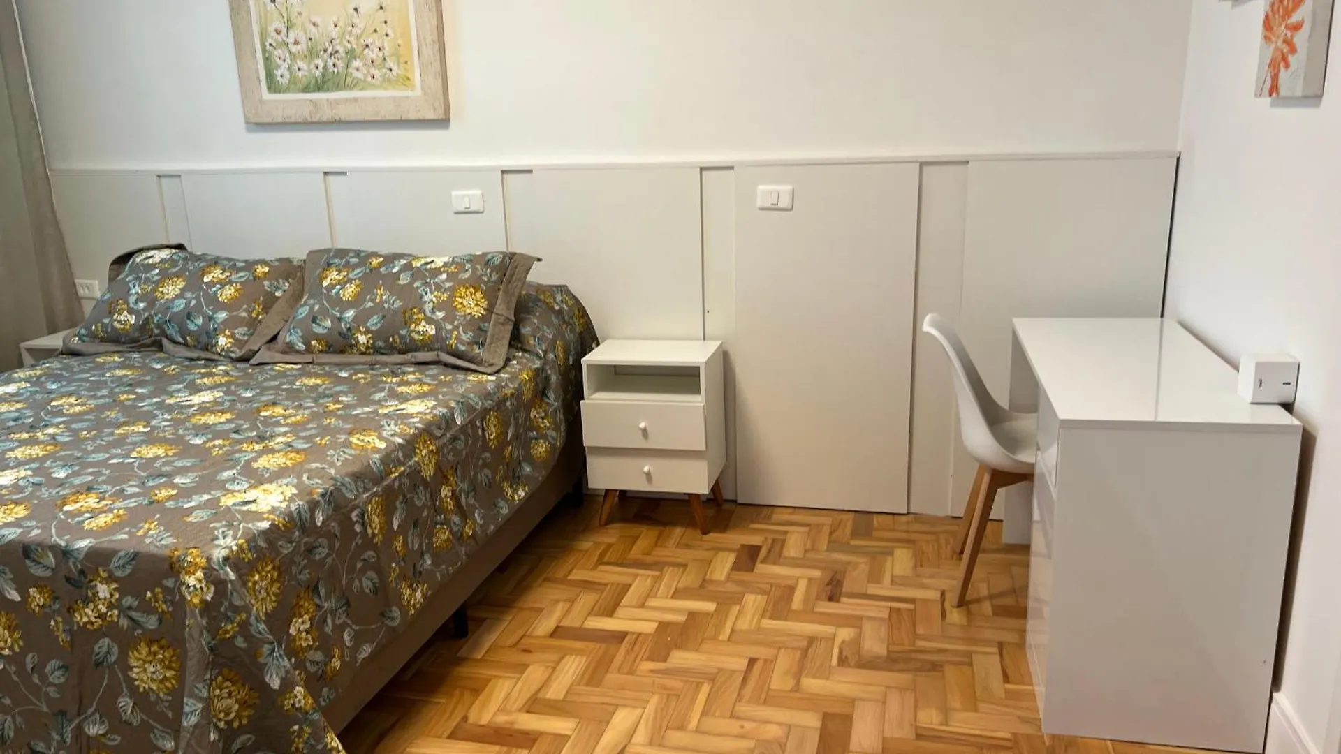 Pequeno Apartamento Metro Paraiso São Paulo 0*,  Brasil